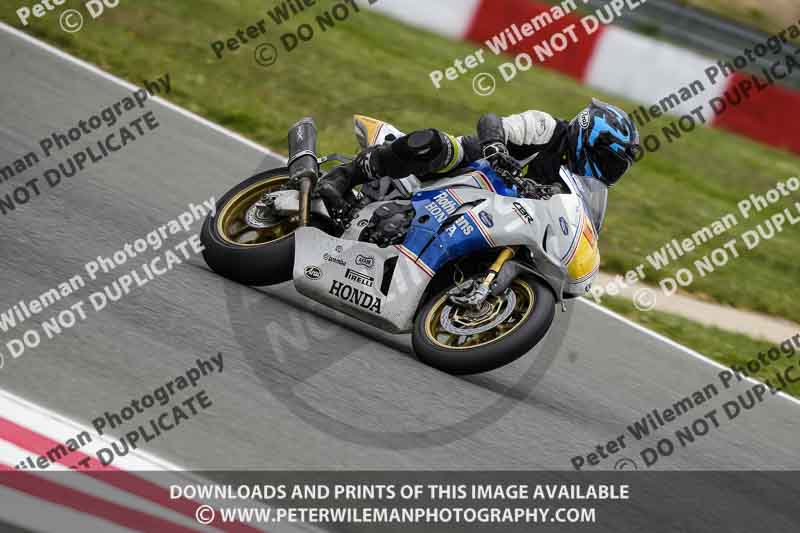 cadwell no limits trackday;cadwell park;cadwell park photographs;cadwell trackday photographs;enduro digital images;event digital images;eventdigitalimages;navarra;no limits trackdays;peter wileman photography;racing digital images;trackday digital images;trackday photos